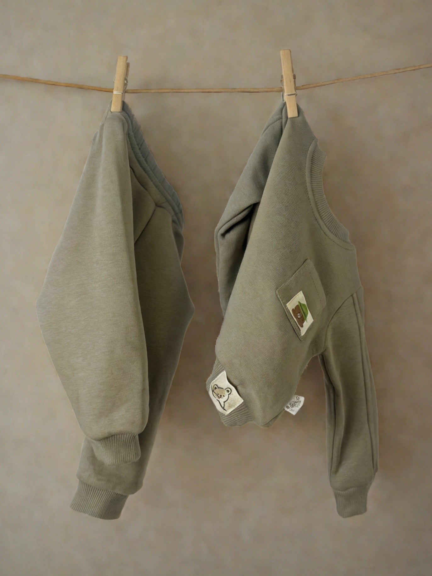 Екип от 2 части Olive