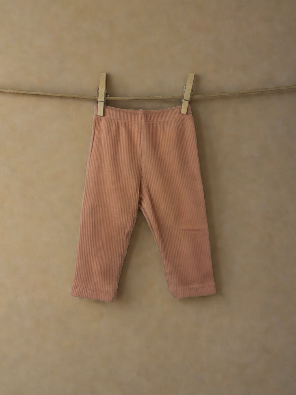 Сет от 3 части с пухен елек Little House